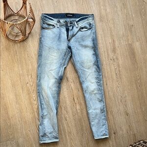 Express Men's Light Wash Skinny Jeans